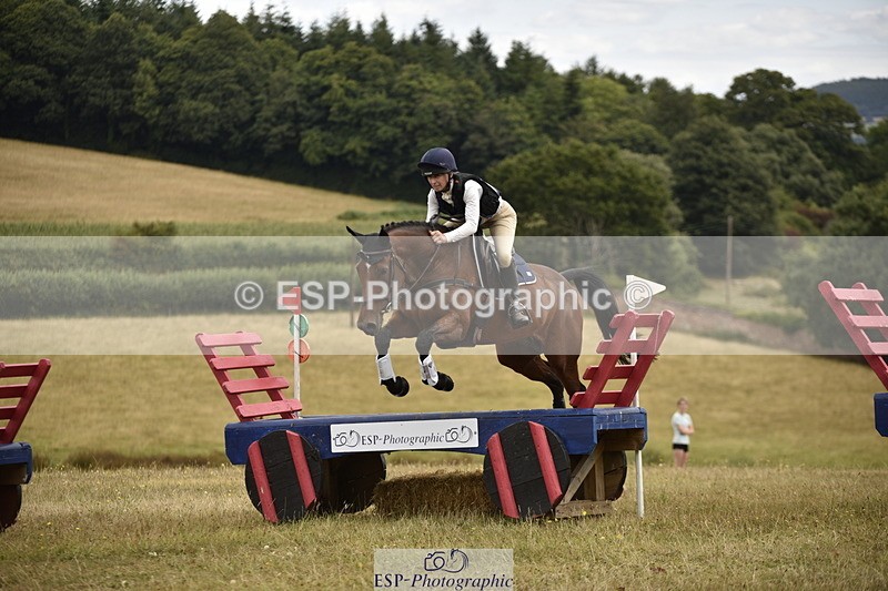 250802A-111228-01939 - A-013-Fiona.Jones-ABBY.VD.BERGHOEVE.Z