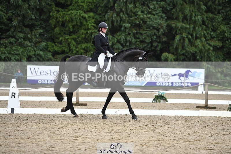 240720-152421-05962 - 260-Louise_Berry-Woodcroft_Daisy_Duke