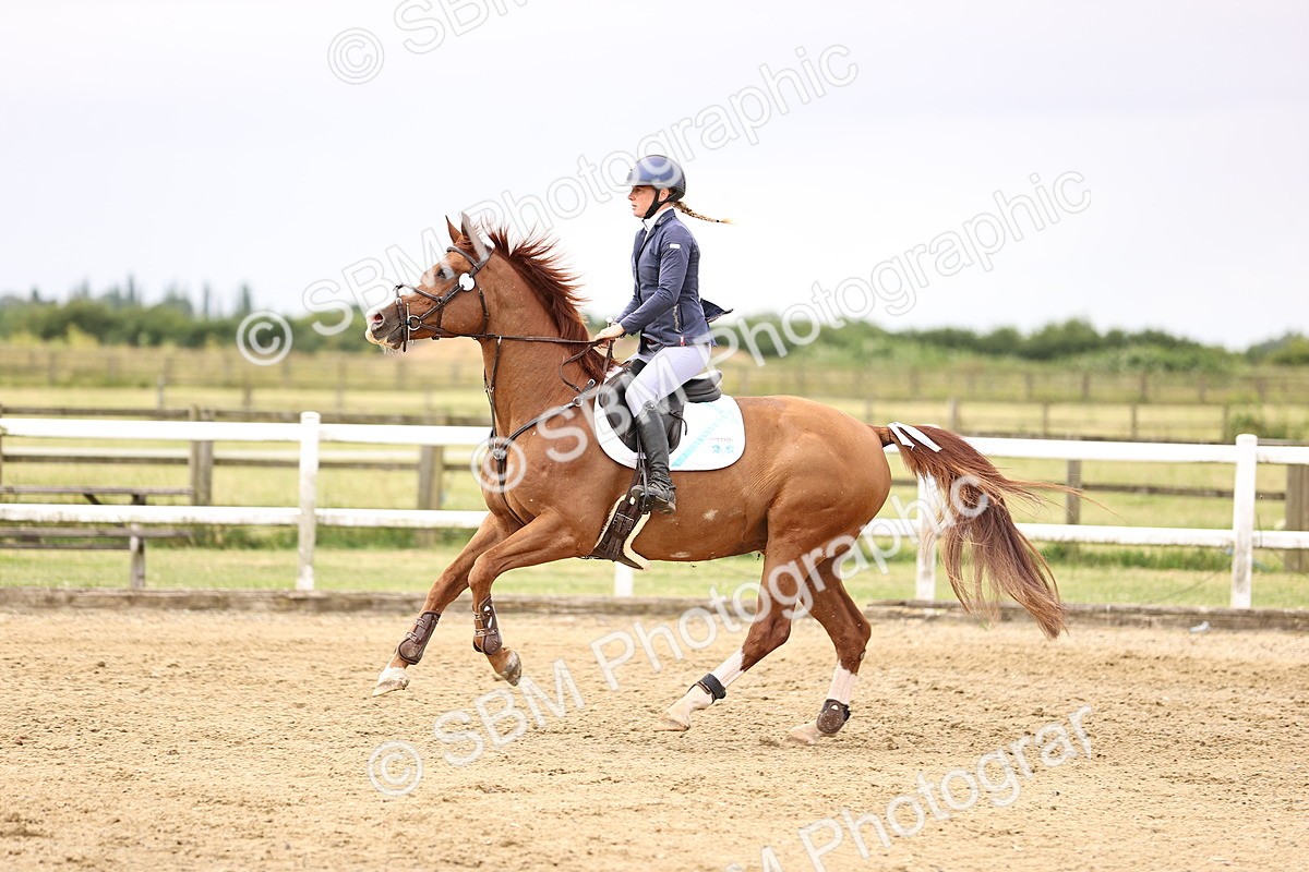 SBM_003190 - Class 21 - Senior Newcomers - 1.10m