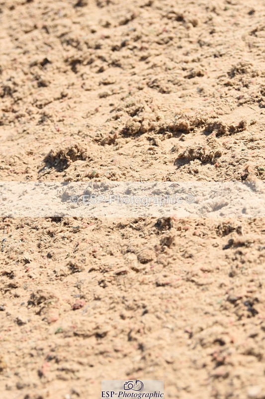 230915A-150410-00743 - Cls 12 1.05m Amateur Qualifier