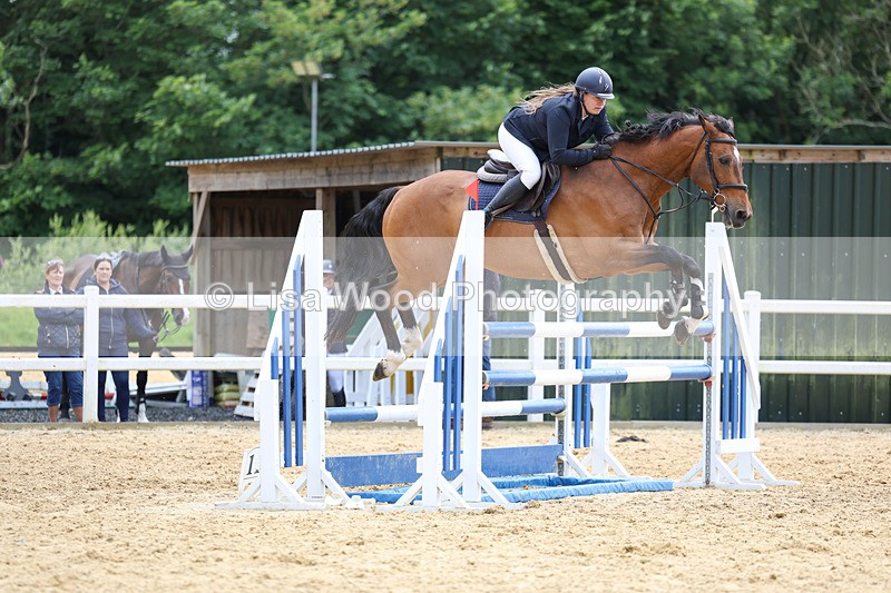 3E7A4320 - Class 7: Senior Newcomers/1.10m open