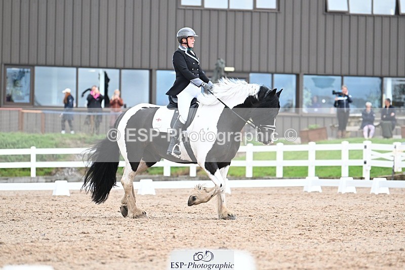 250907-140708-09164 - 014-Katrina.EllisSilverstor.IV