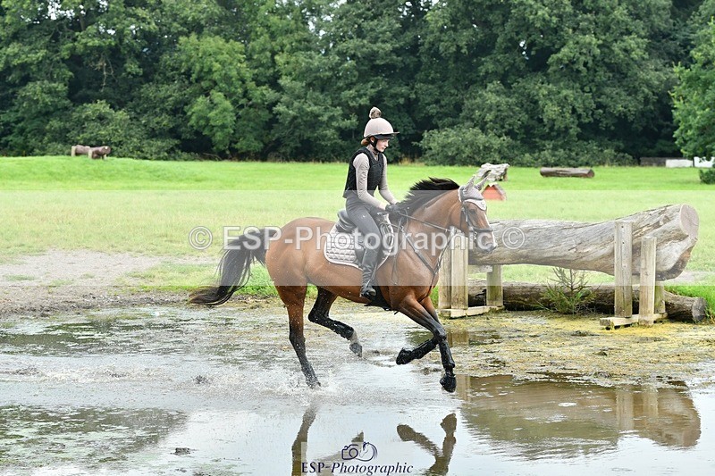 230817-131712-00884 - Theo's 1st Group - XC