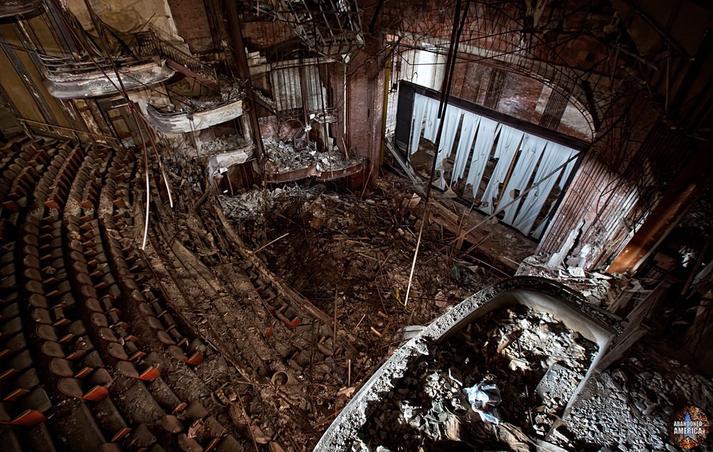 The Abandoned RKO Proctor's Palace Theatre in Newark, NJ