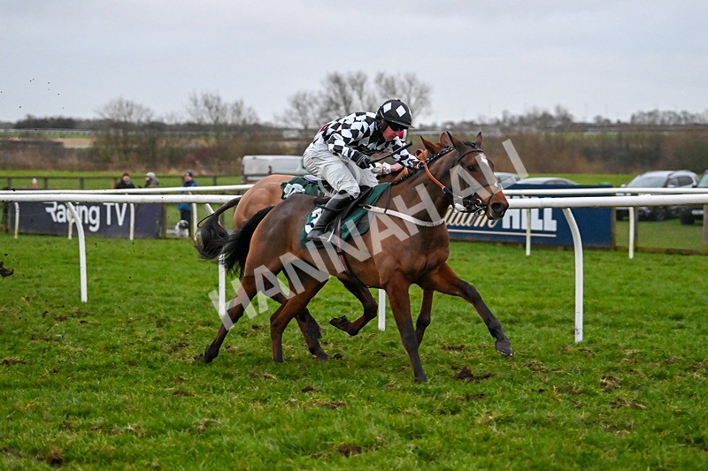 110124-Race 7-Freddy Robinson-3208 - Race 7