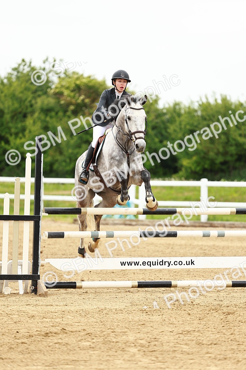 0B8A3953 - Class 4 - Senior Newcomers - 1.10m