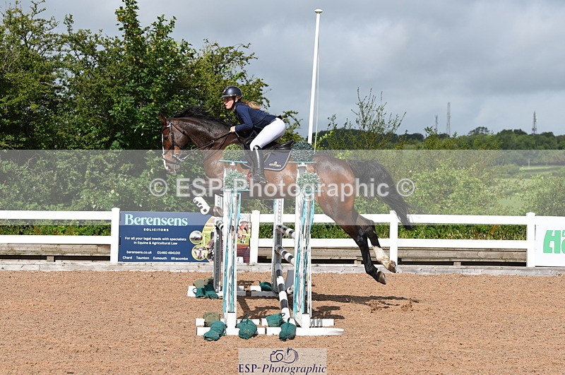 230715A-100134-00098 - Cls 12 Children on Horses 1.15m