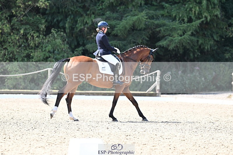 250810A-110838-05728 - 071-Abbie.NewburySeagry.Viceroy