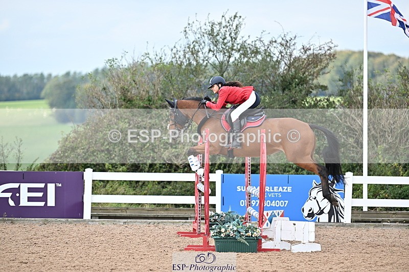 241004A-123154-01877 - Fri 09 95cm Amateur Quals