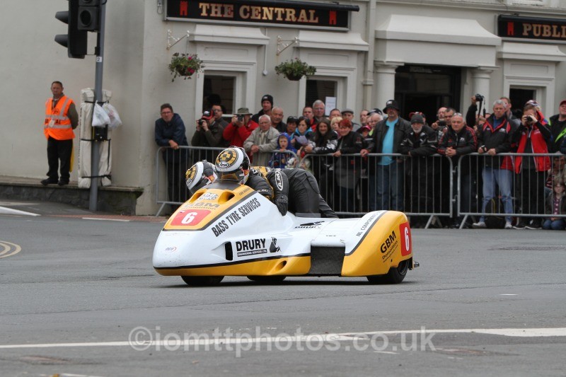 Gary Bryan & Jamie Winn - Sure Sidecar Race 2