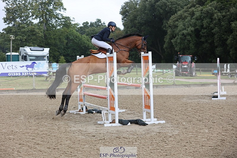 250831A-120515-10093 - Cls 42 Snr 1m Grand Prix