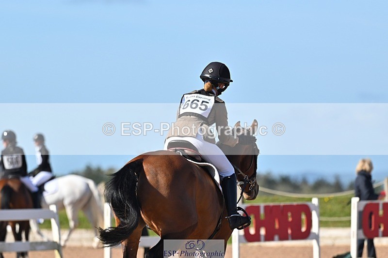 260419-101123-09641 - N-665-Chloe.Fox-Pitt