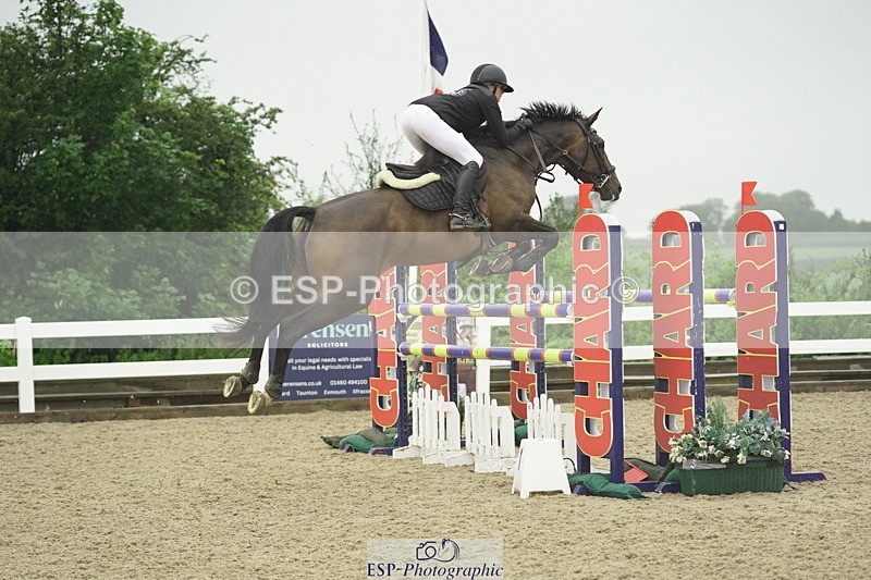 230722A-141520-09586_Cls 23 1 Star Gold 130m - 079-756-5000