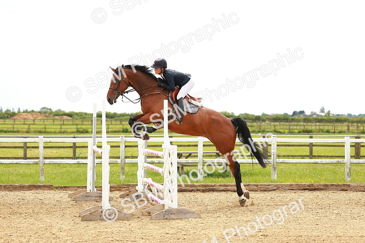 SBM_002197 - Class 4 - Senior Newcomers - 1.10m