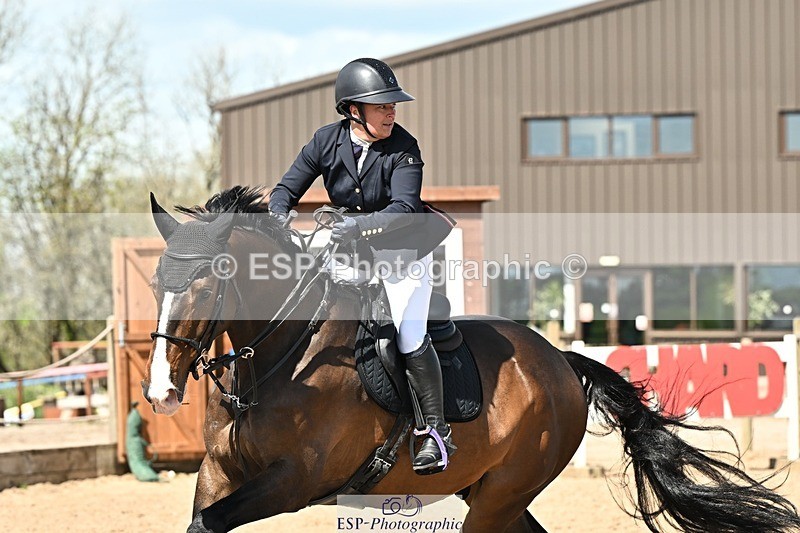 250416-133105-01111 - Cls 4 Newcomers and 1.10m