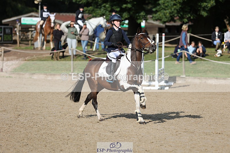 240823X-091051-14430 - 60cm R1 8.30 to 10.00