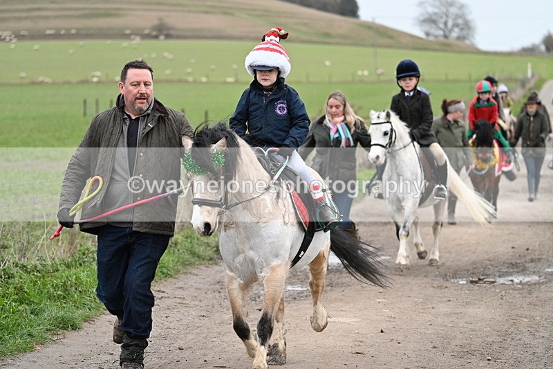 WJ7_1346 - Walk Home