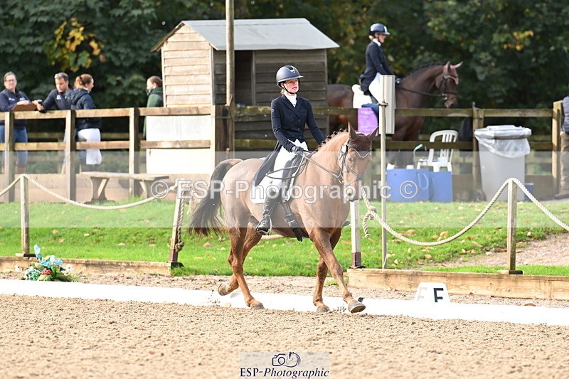 251023A-095313-01350 - B-124-Sophie.Lamb