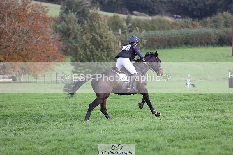 241025-125628-08186 - 130-Imogen.White-BE.TOUCHABLE