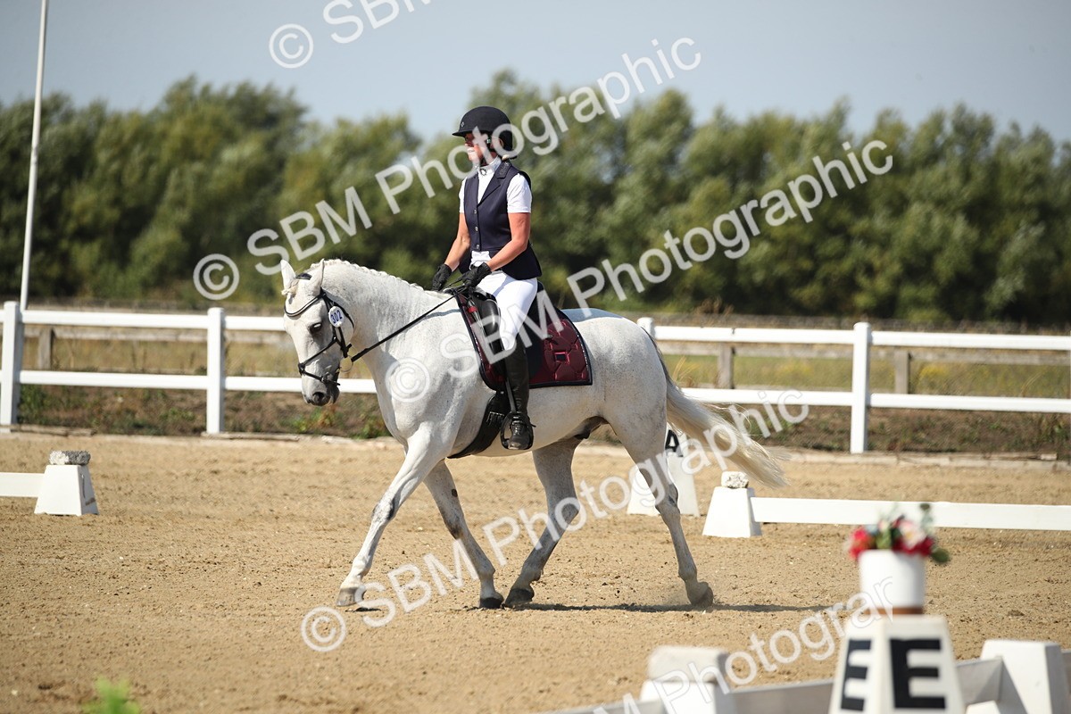 SBM_004252 - Class 11 - Novice 5 - 10.24-11.20