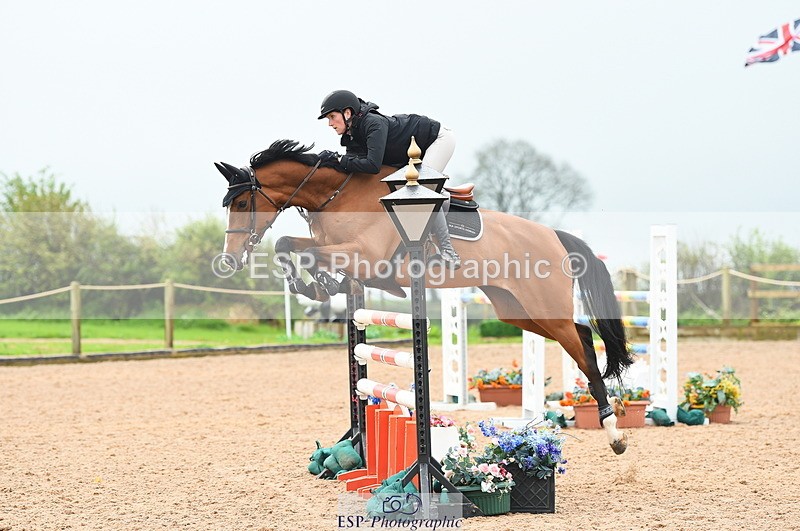 230505A-103046-02926 - Cls 20 Snr Foxhunter