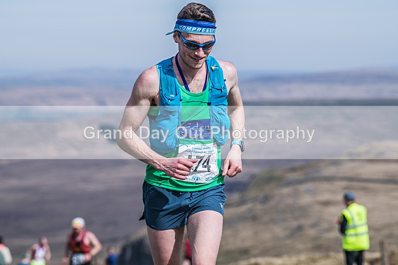 Pen-Y-Ghent-106 - The 3 Peaks Race Saturday 25th April 2026 - Pen Y Ghent