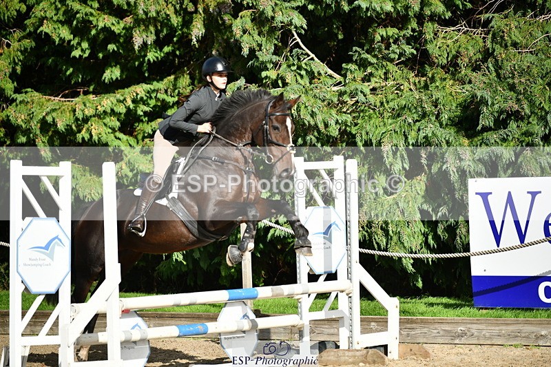 251004A-150941-01696 - Classes 8 & 9 70cm