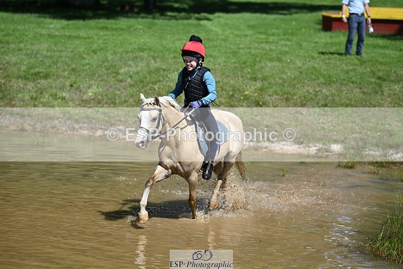 240728B-112129-00955 - Theo's Group XC