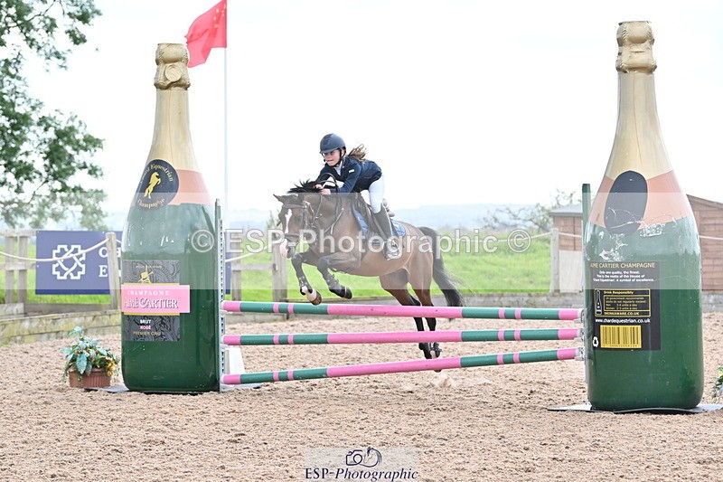 240628A-170053-01604 - Cls 5 Stepping Stones 128cm + 138cm