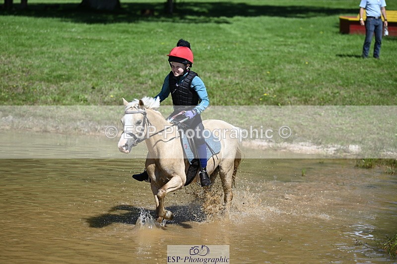 240728B-112130-00956 - Theo's Group XC