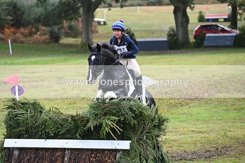 WJ6_2144 - 80cm Cam 1 Time 10:47 to 11:22