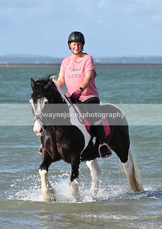 WJ7_3656 - Kellie & Churchill ... do Hayling Island 25-08-24