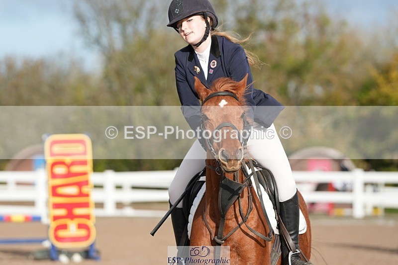 251025-102931-00060 - Cls 1+3 10 Yrs + Pony Intro 70cm