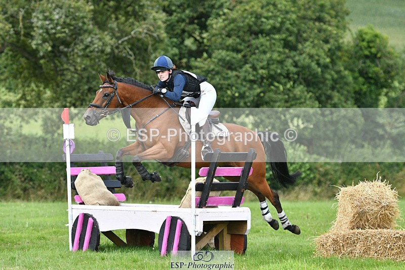 240804-153407-17684 - 652-Tessa_Arthur-FIDGET