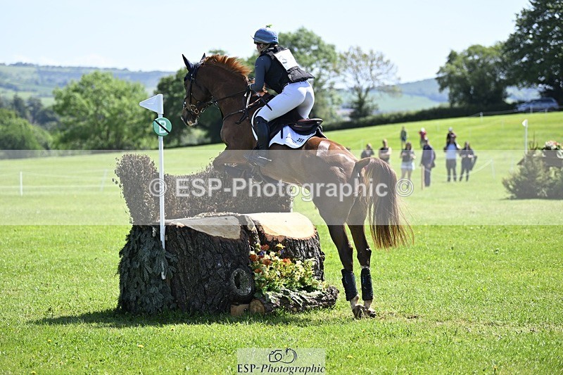 240525-113043-12523 - 355-GLOBAL_EXOTIC-Jemima_Stratton