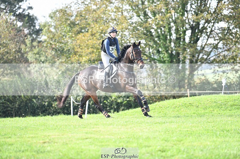 231020-105718-06018 - 030-MONBEG.SHELBY-Kat.Raybould-XC