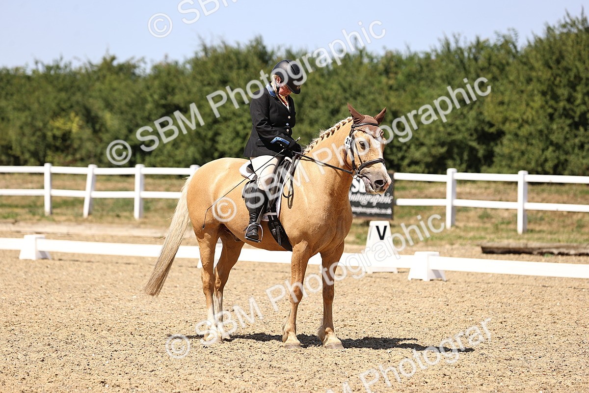 SBM_012236 - Novice 5 - 13.05-14.36