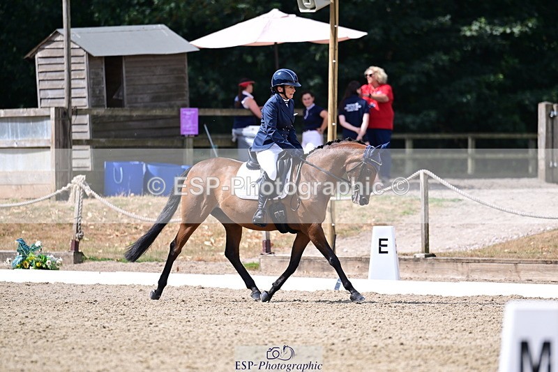 260802A-111634-05503 - Novice Silver break - break