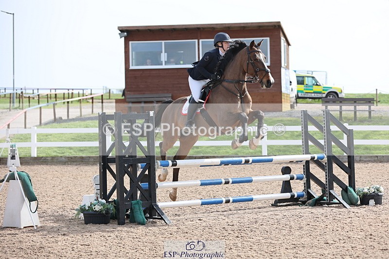 240406A-110458-02965 - Cls 20 British Novice and 90cm Open