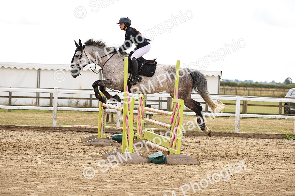 SBM_026775 - Class 13 - Senior Newcomers - 1.10m