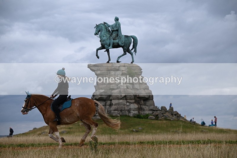 DSC_5187 - Time at Statue 11:10 to 11:42