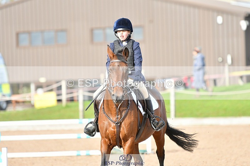 251026-120839-02772 - Cls 23+24 80cm Club and Schools