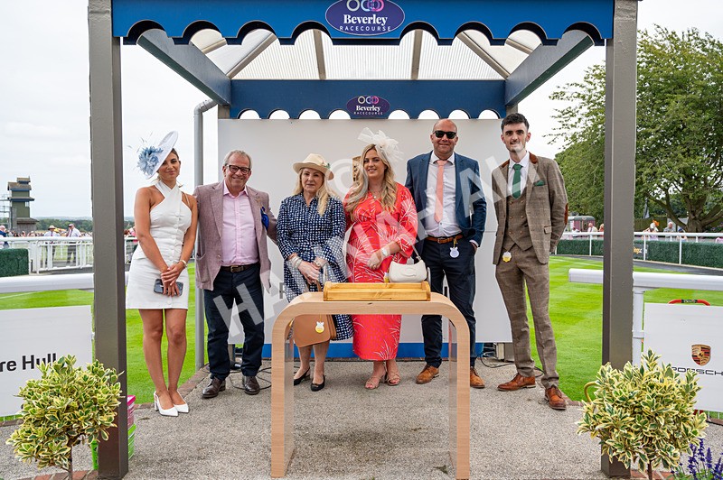 140824-Race 1-Lord Roxby-2550 - Race 1