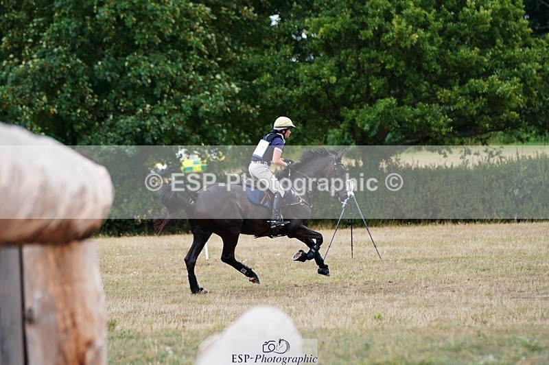 250803A-143016-15577 - O-677-Kate.Jupp-JUSTA.PLAYBOY