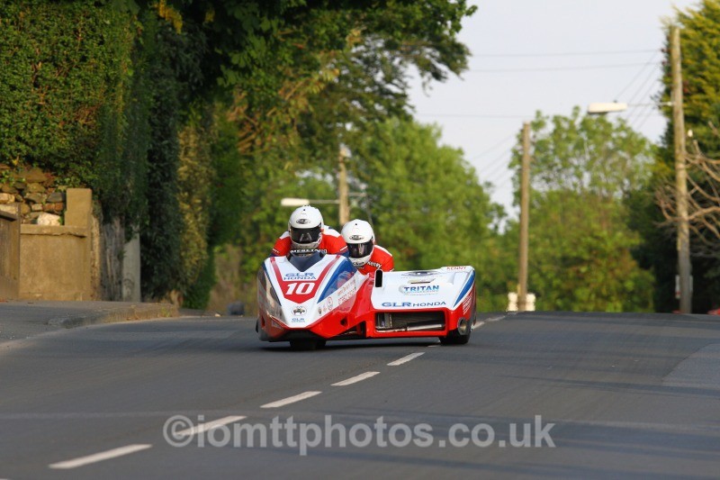 TT148541 - Tuesday Practice - Sidecars