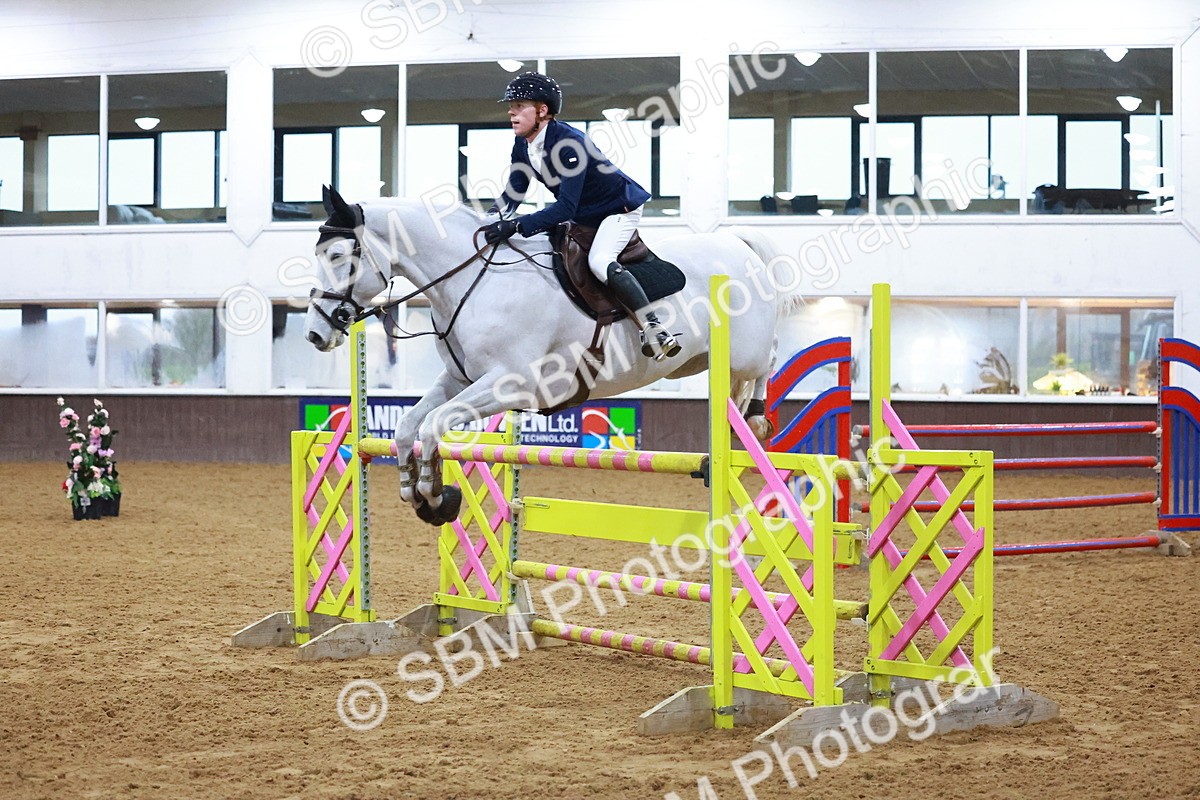 SBM_002502 - Class 5 - Senior Foxhunter 1.20m