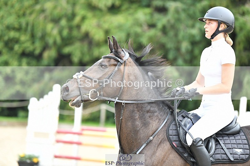 230820-113036-00556 - 1m - Round 1