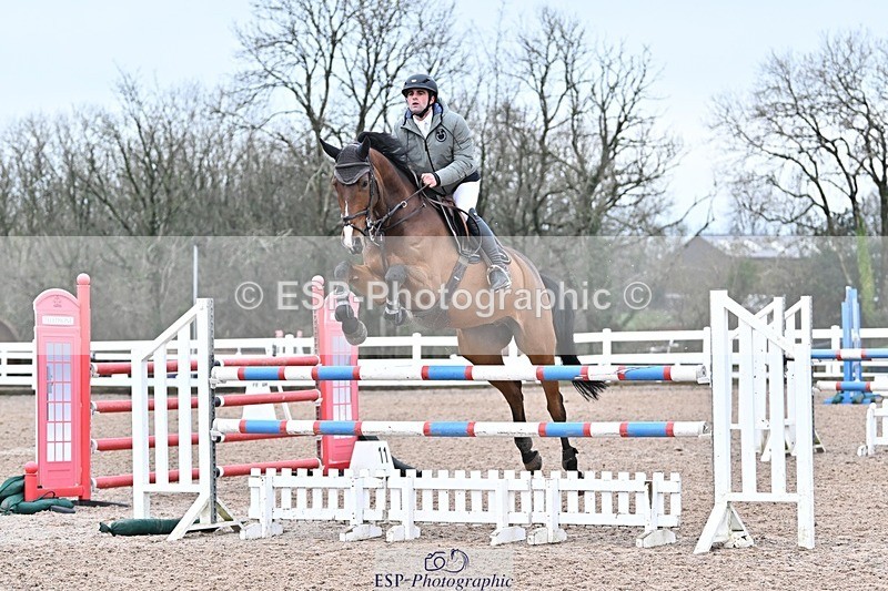 241127-125003-00571 - Cls 04A&B Snr Newc & 1.10m Open