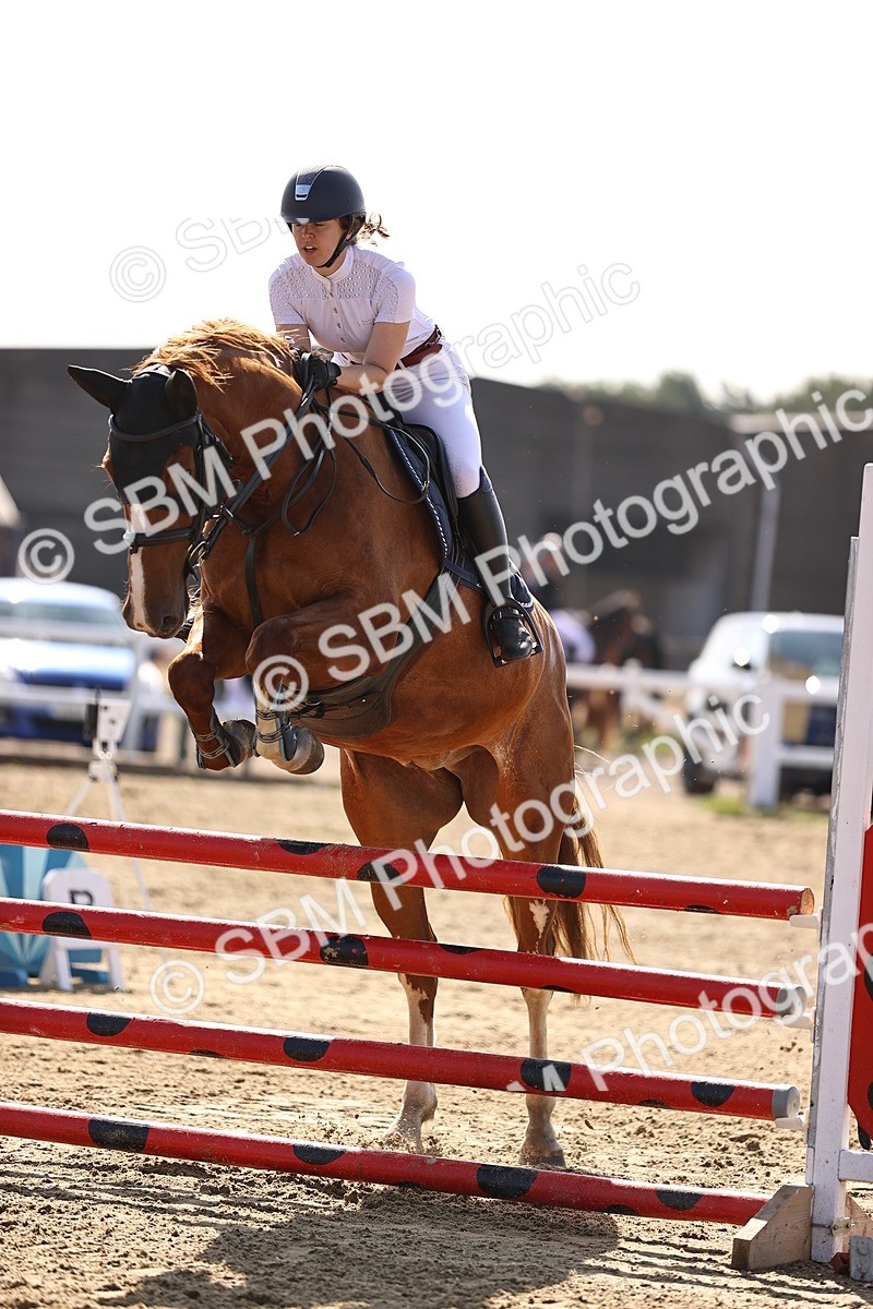 SBM_005647 - Class 9 - Senior British Novice - 90cm