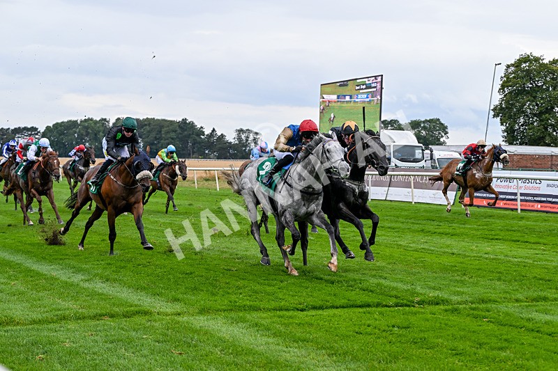280826-Race 4-Deep Havana-4514 - Race 4 4pm Ivegate Building Handicap